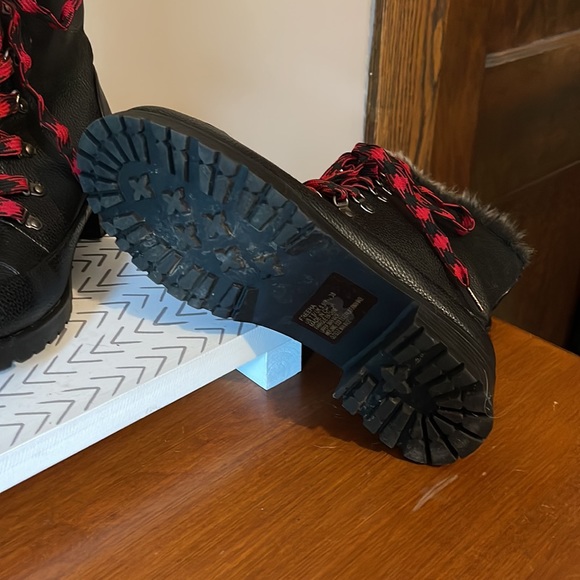 Black combat boots - Picture 3 of 3